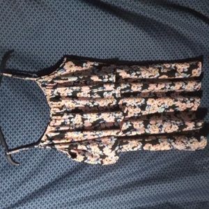 CHARLOTTE Russe Flounce Top Floral Mini Dress
